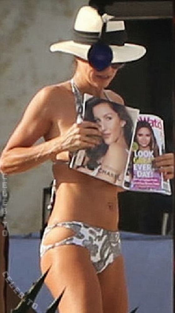 Brooke Burke nude photo 5