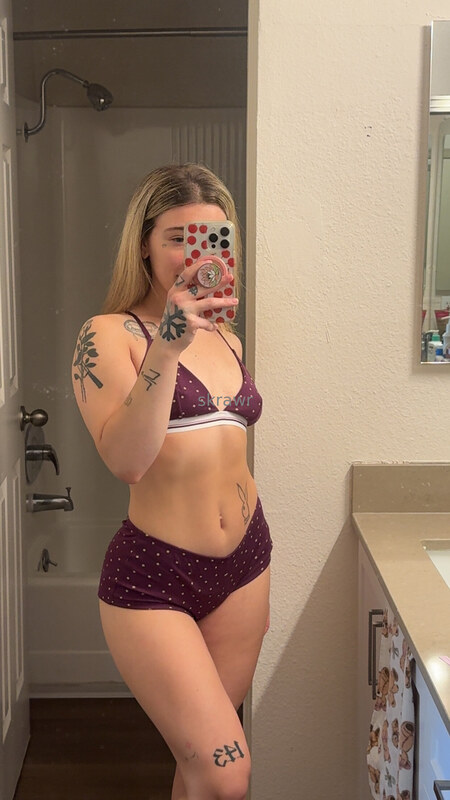 Brooklyn Dunn nude photo 7
