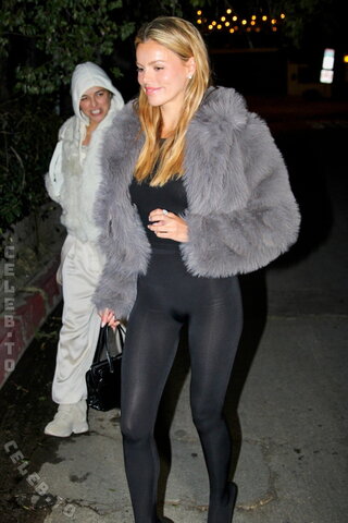 Brooks Nader nude photo 31