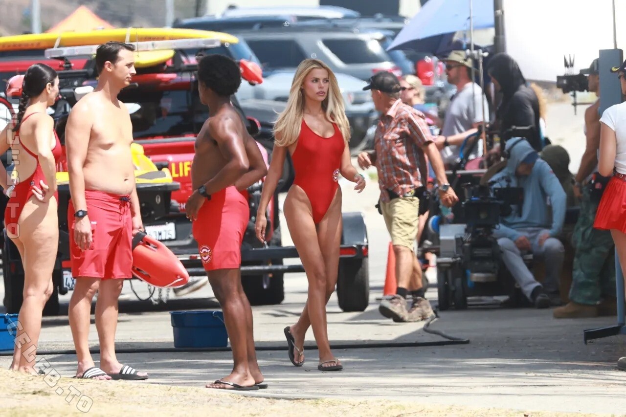 Brooks Nader nude photo 7