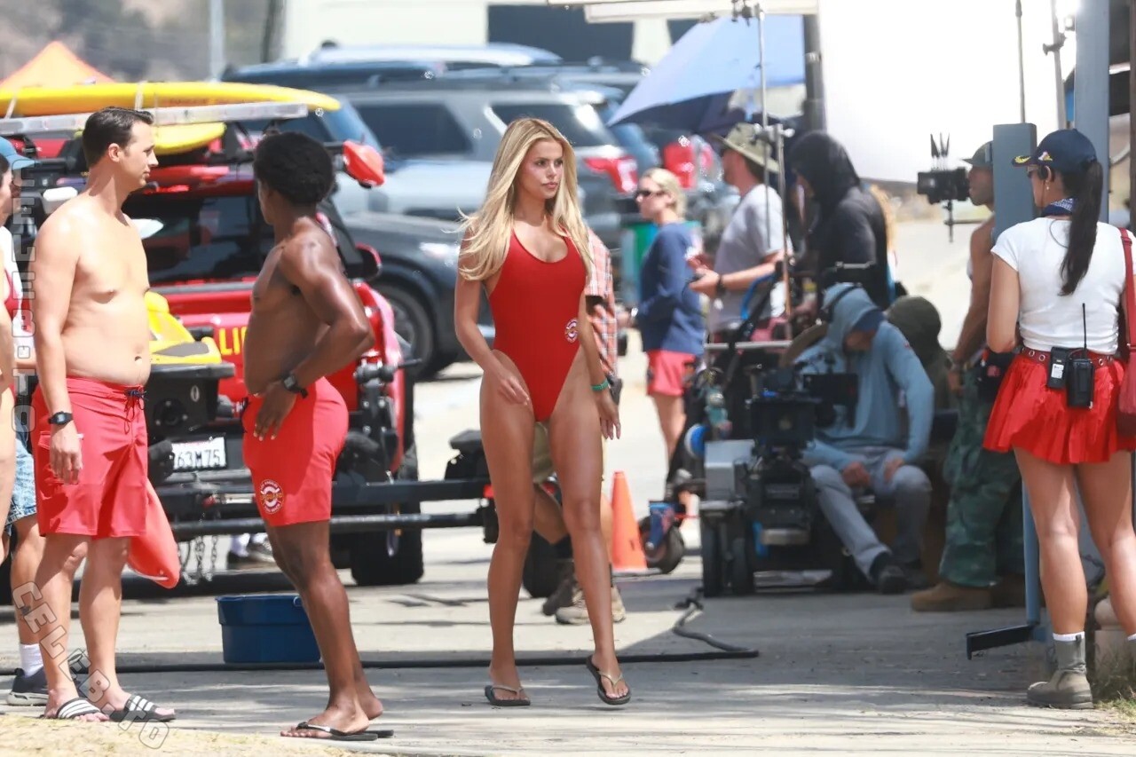 Brooks Nader nude photo 10