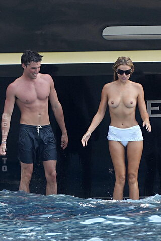 Brooks Nader nude photo 1