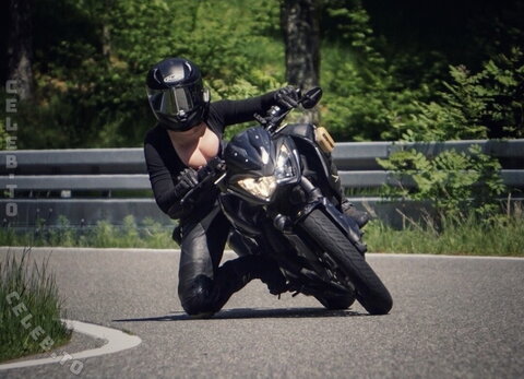 bruchpilotin_ nude photo 11
