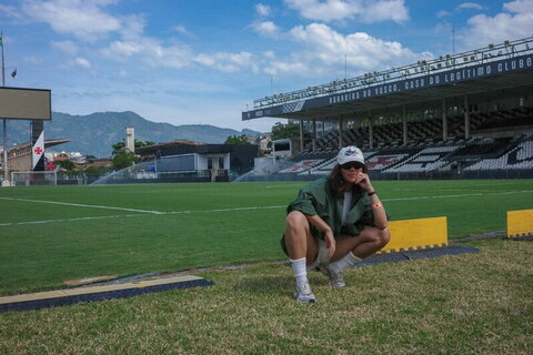 Bruna Linzmeyer photo 2