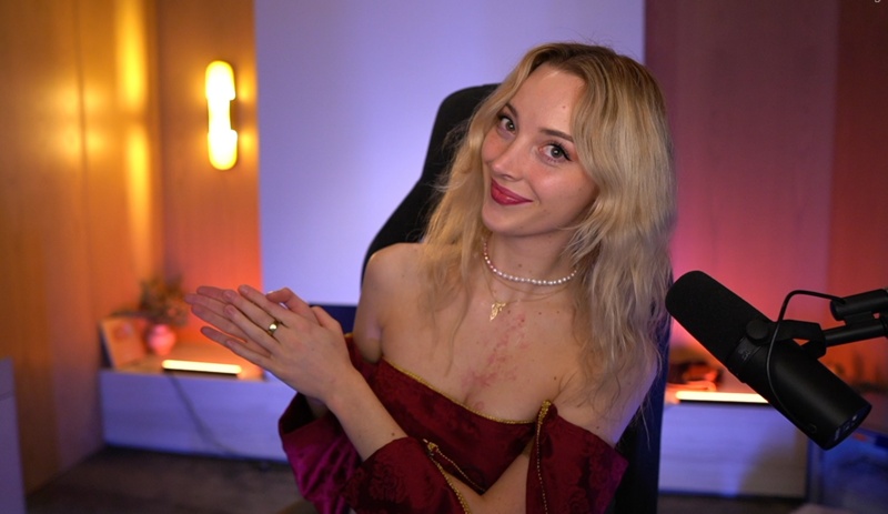 Bubbell nude photo 2