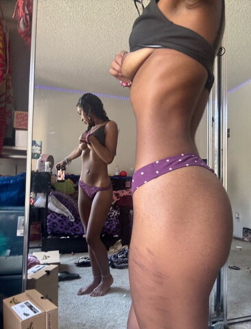 bulimcoffspring nude photo 1