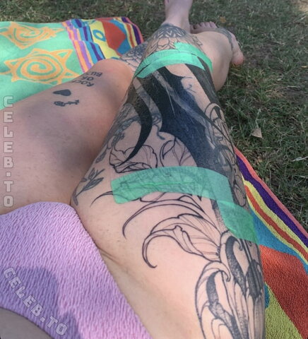 Bunter_Linuz – From today's story, with new tattoo