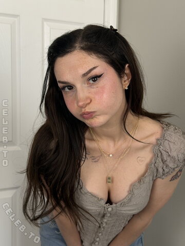 Busy B Asmr nude photo 1648