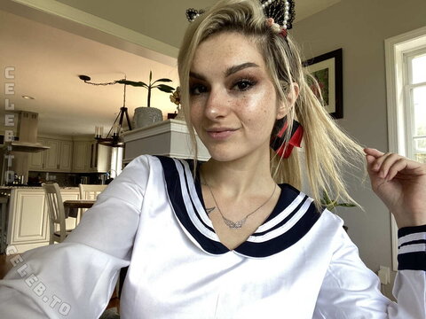 Busy B Asmr nude photo 1591