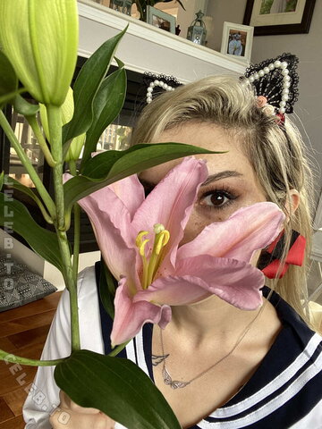 Busy B Asmr photo 6