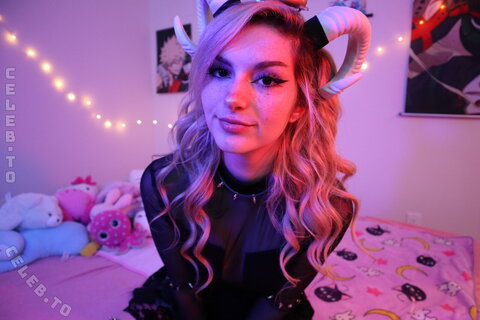 Busy B Asmr nude photo 1543