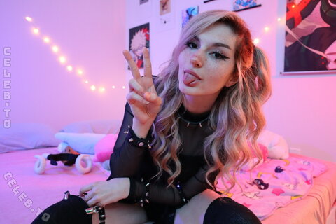 Busy B Asmr nude photo 1496