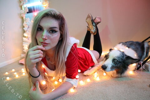 Busy B Asmr nude photo 1475