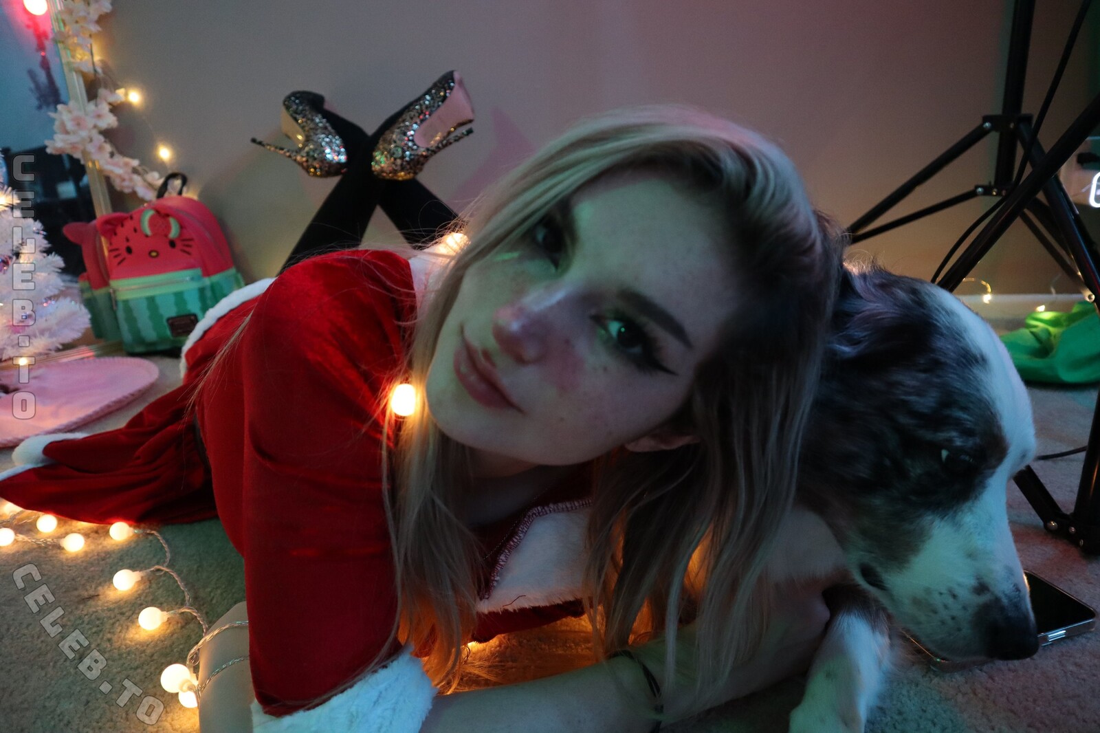 Busy B Asmr nude photo 9