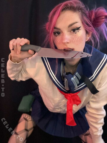 Busy B Asmr nude photo 1396