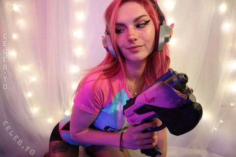 Busy B Asmr nude photo 1367