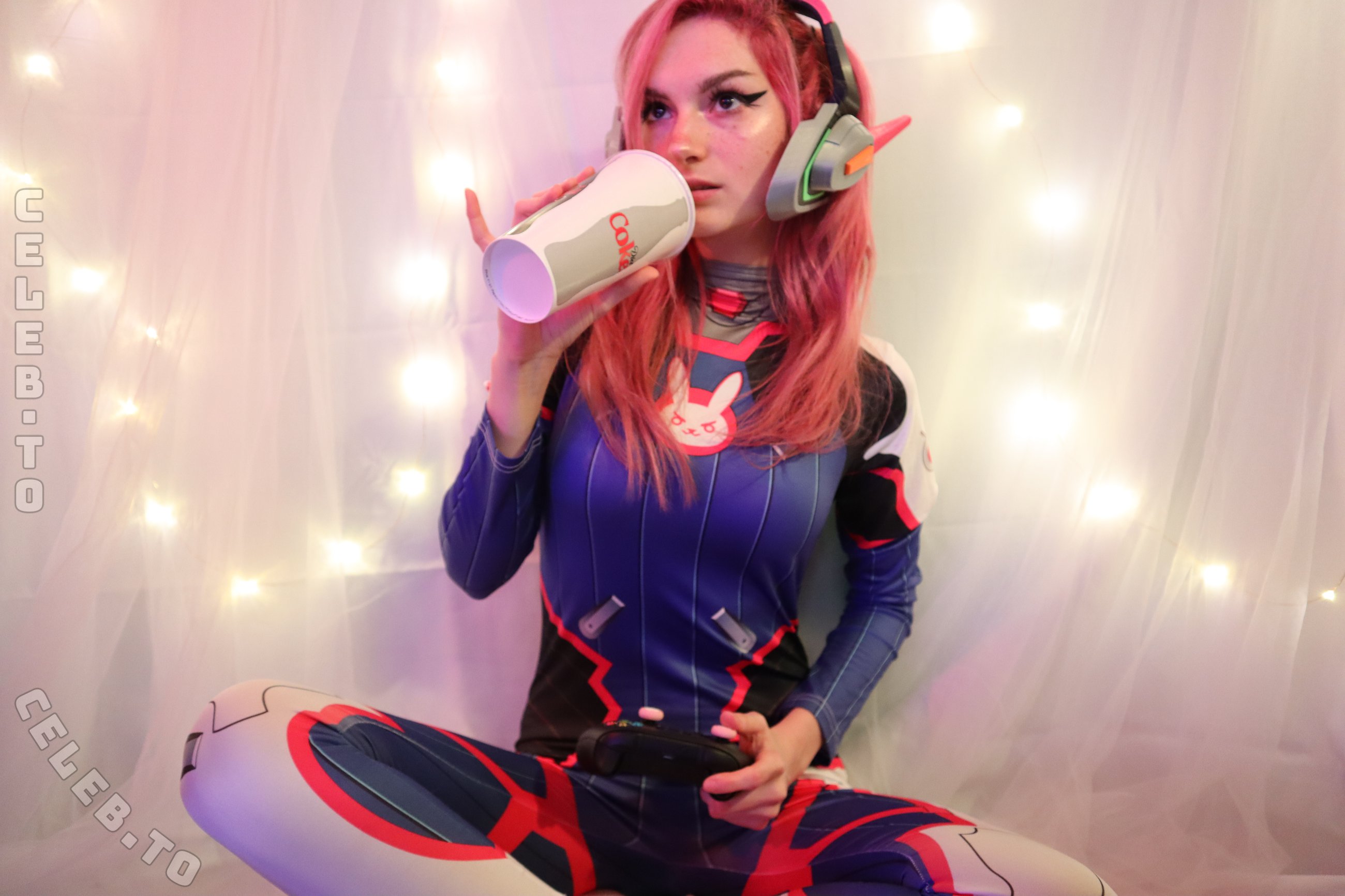 Busy B Asmr nude photo 15