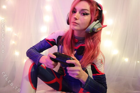 Busy B Asmr nude photo 1351