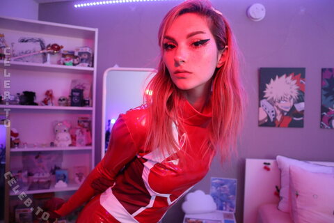 Busy B Asmr nude photo 1104