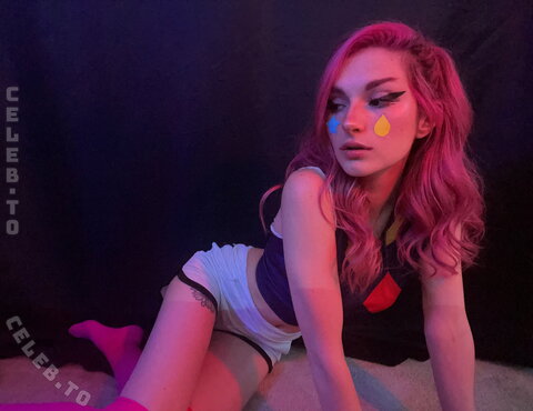 Busy B Asmr nude photo 1079