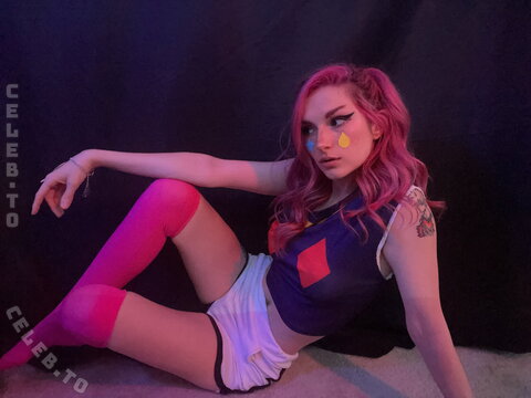 Busy B Asmr nude photo 1077