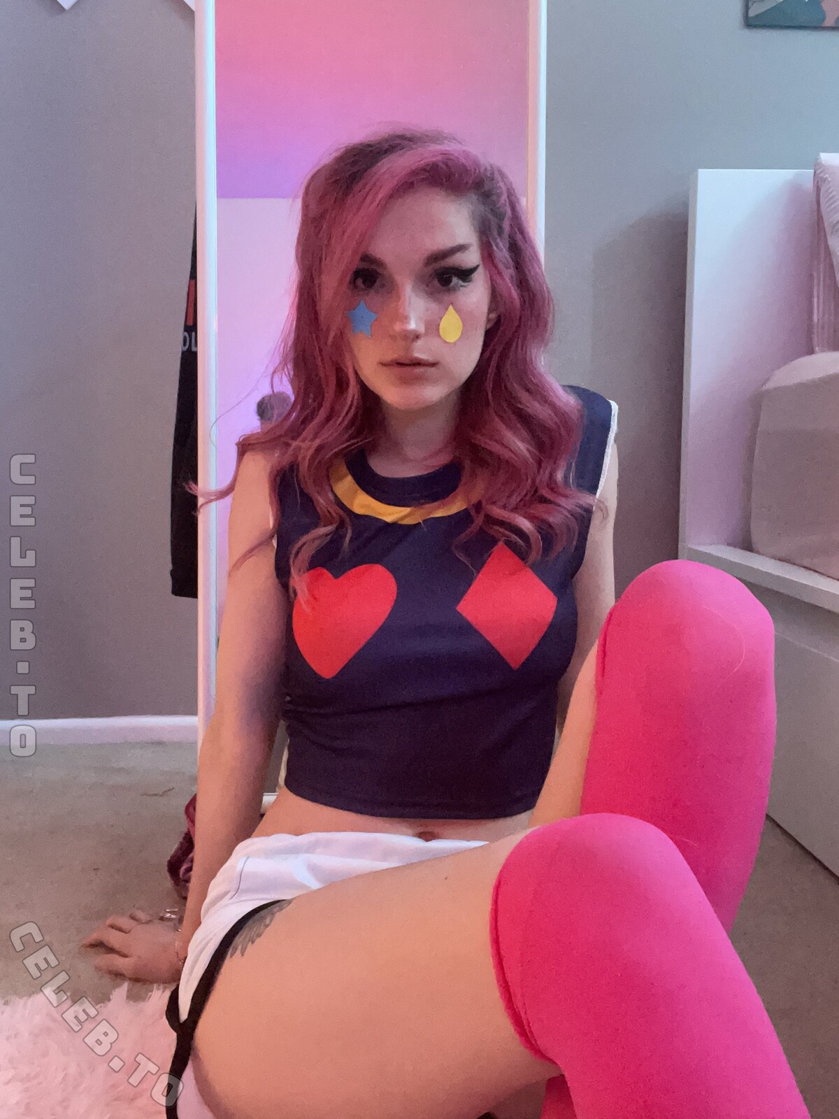 Busy B Asmr nude photo 2