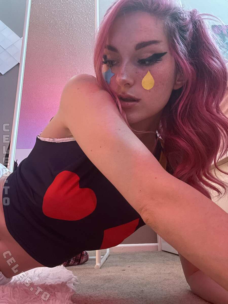 Busy B Asmr nude photo 12