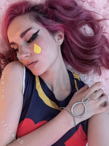 Busy B Asmr nude photo 1048