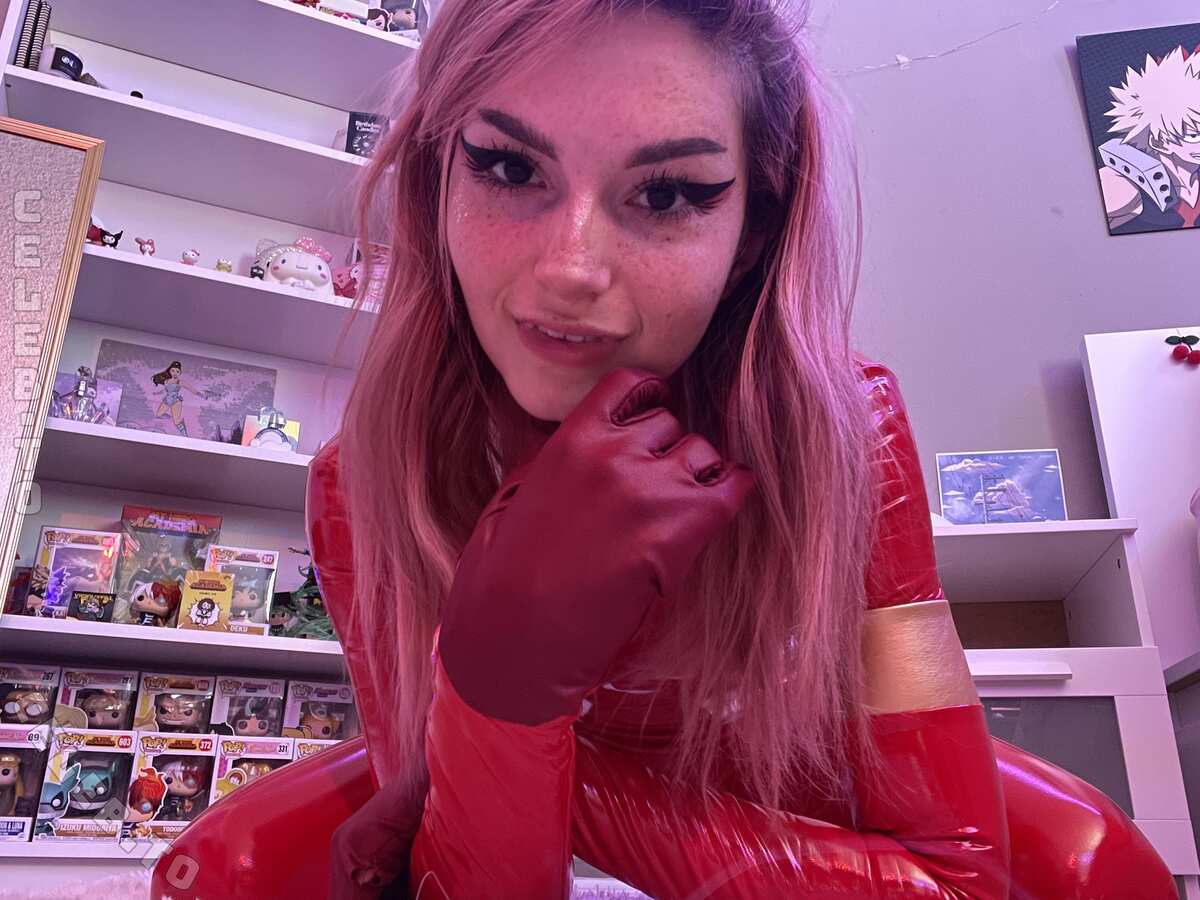 Busy B Asmr nude photo 10