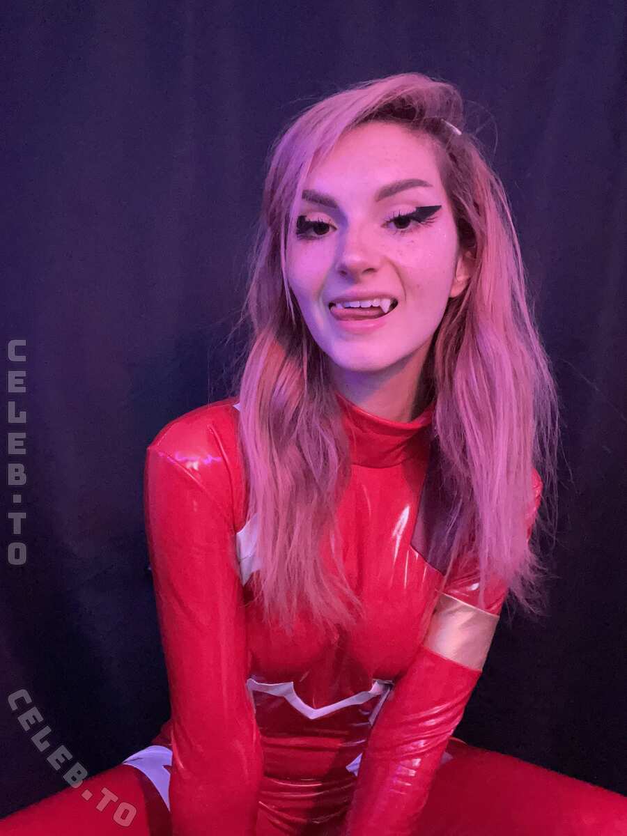 Busy B Asmr nude photo 25