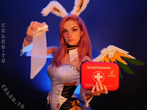 Busy B Asmr nude photo 925