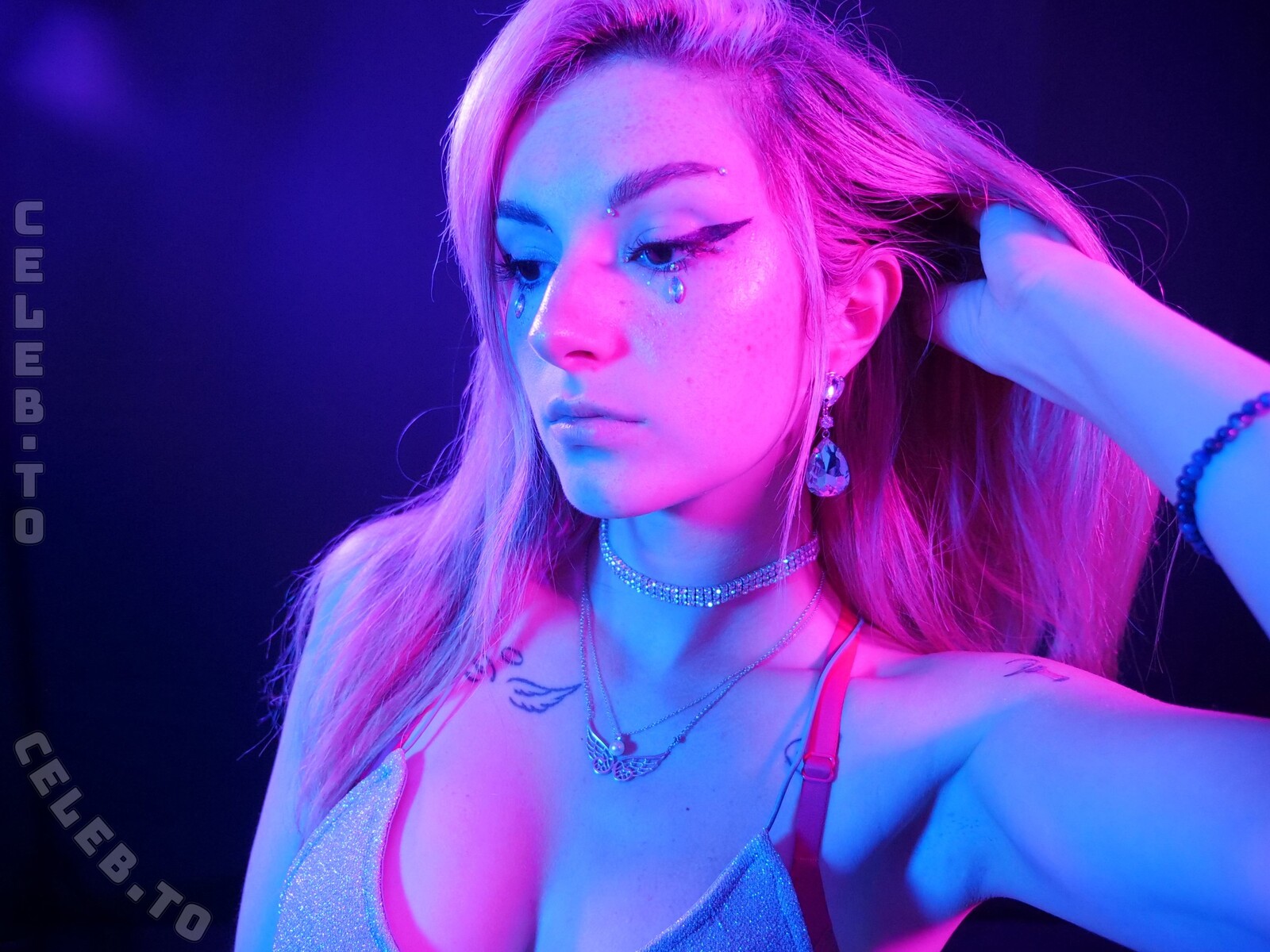 Busy B Asmr nude photo 2