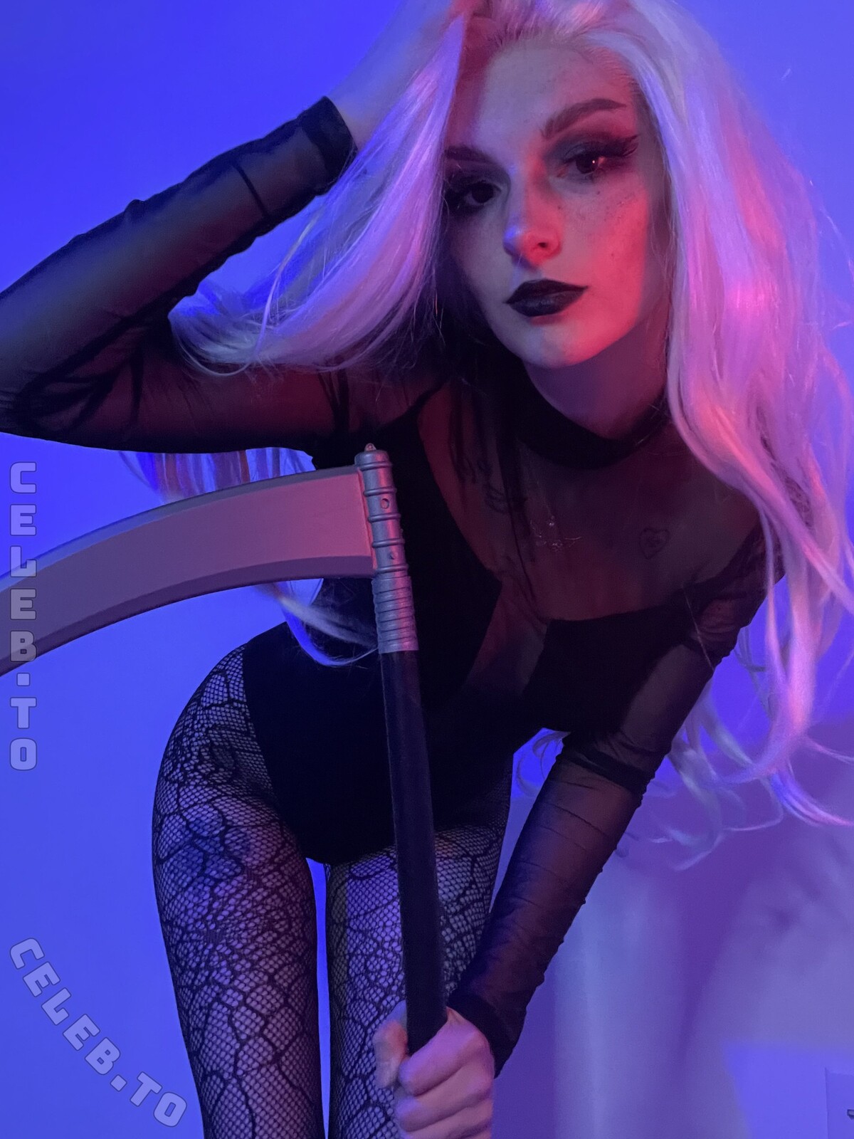 Busy B Asmr nude photo 15