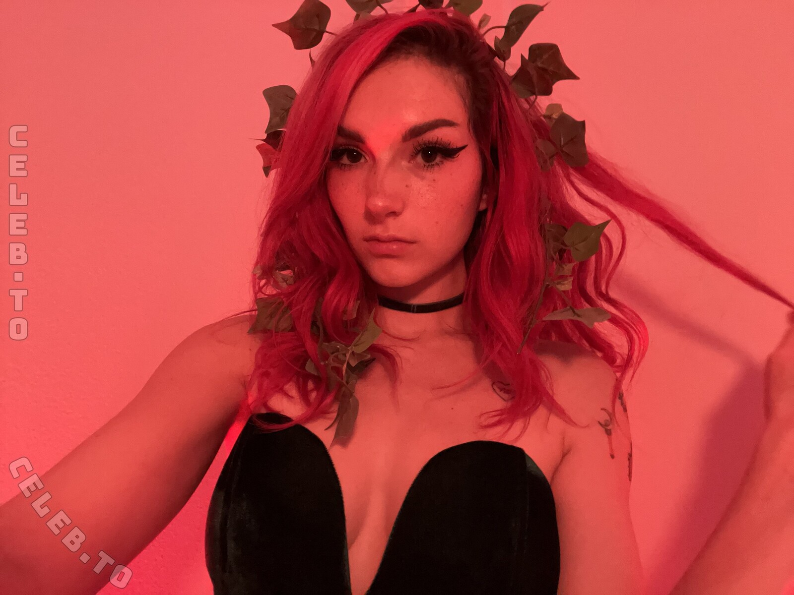 Busy B Asmr nude photo 3