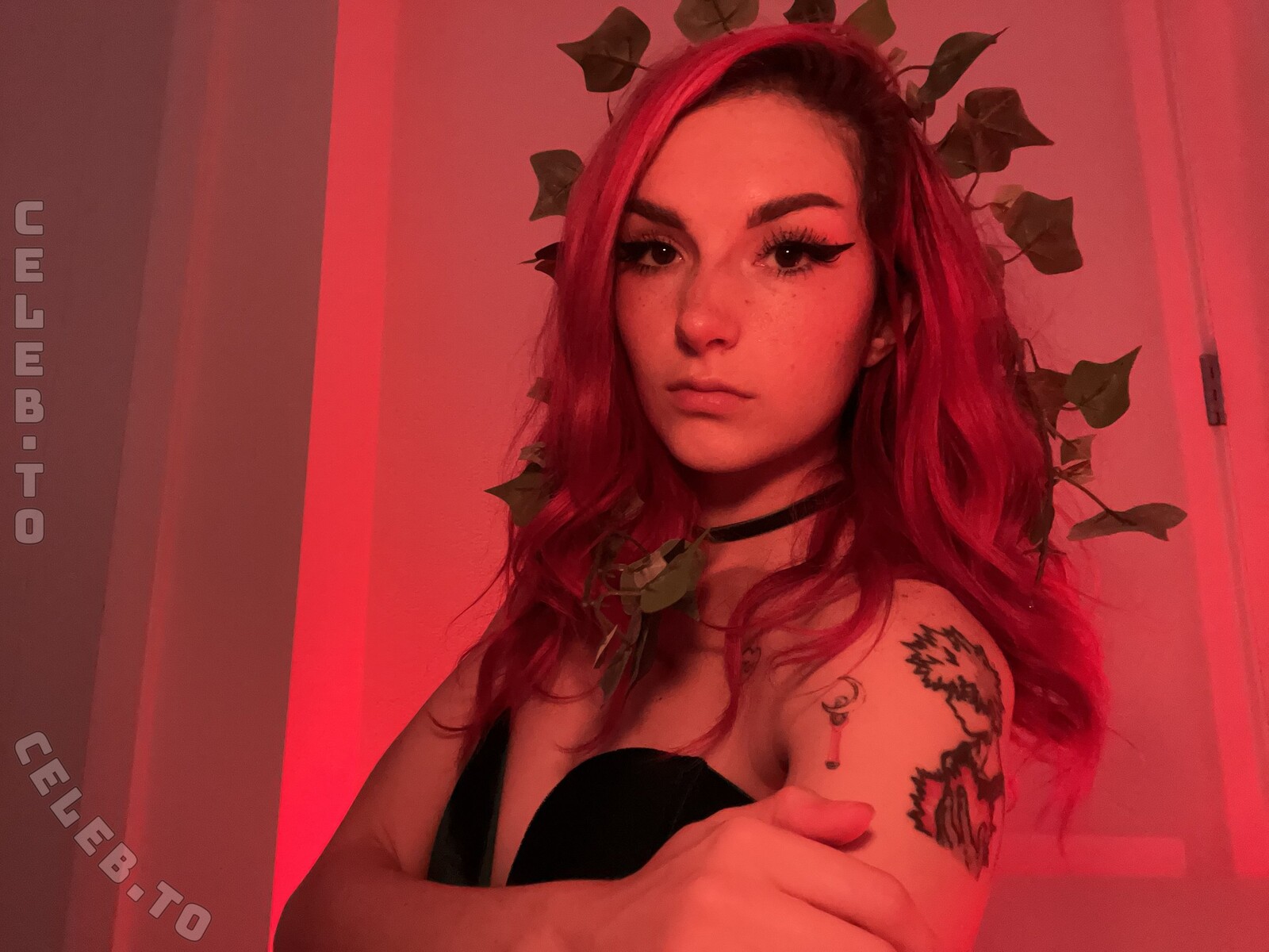 Busy B Asmr nude photo 8