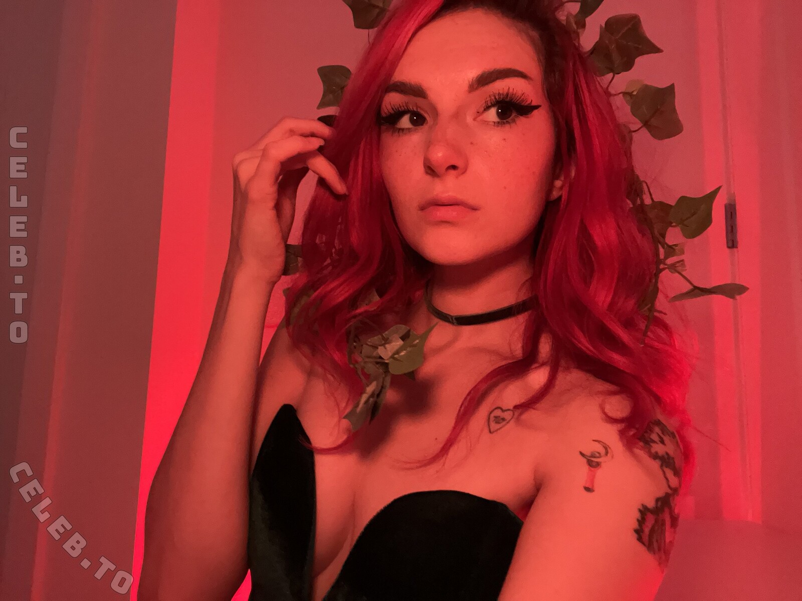 Busy B Asmr nude photo 9