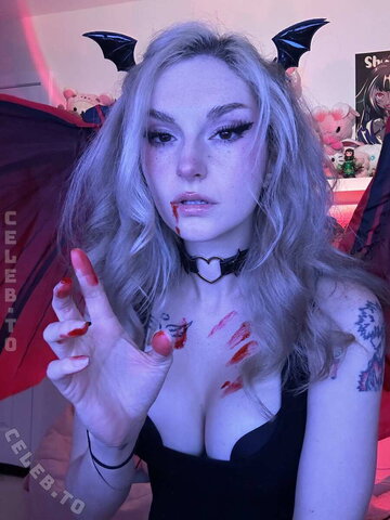 Busy B Asmr nude photo 1465