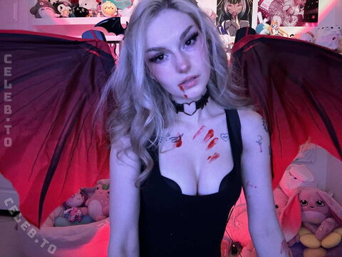 Busy B Asmr nude photo 1462