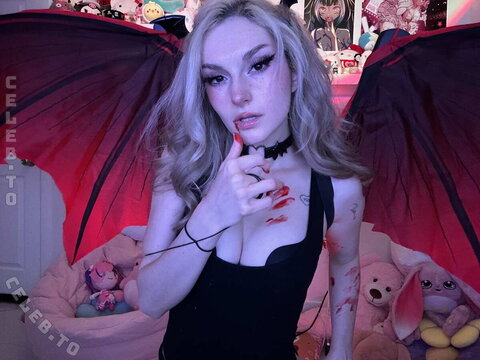 Busy B Asmr nude photo 1461
