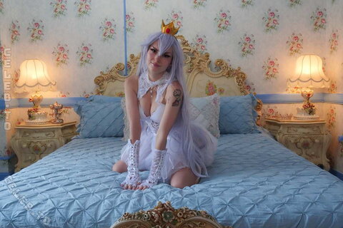 Busy B Asmr nude photo 1285