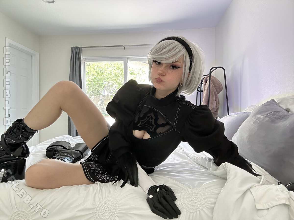 Busy B Asmr nude photo 6