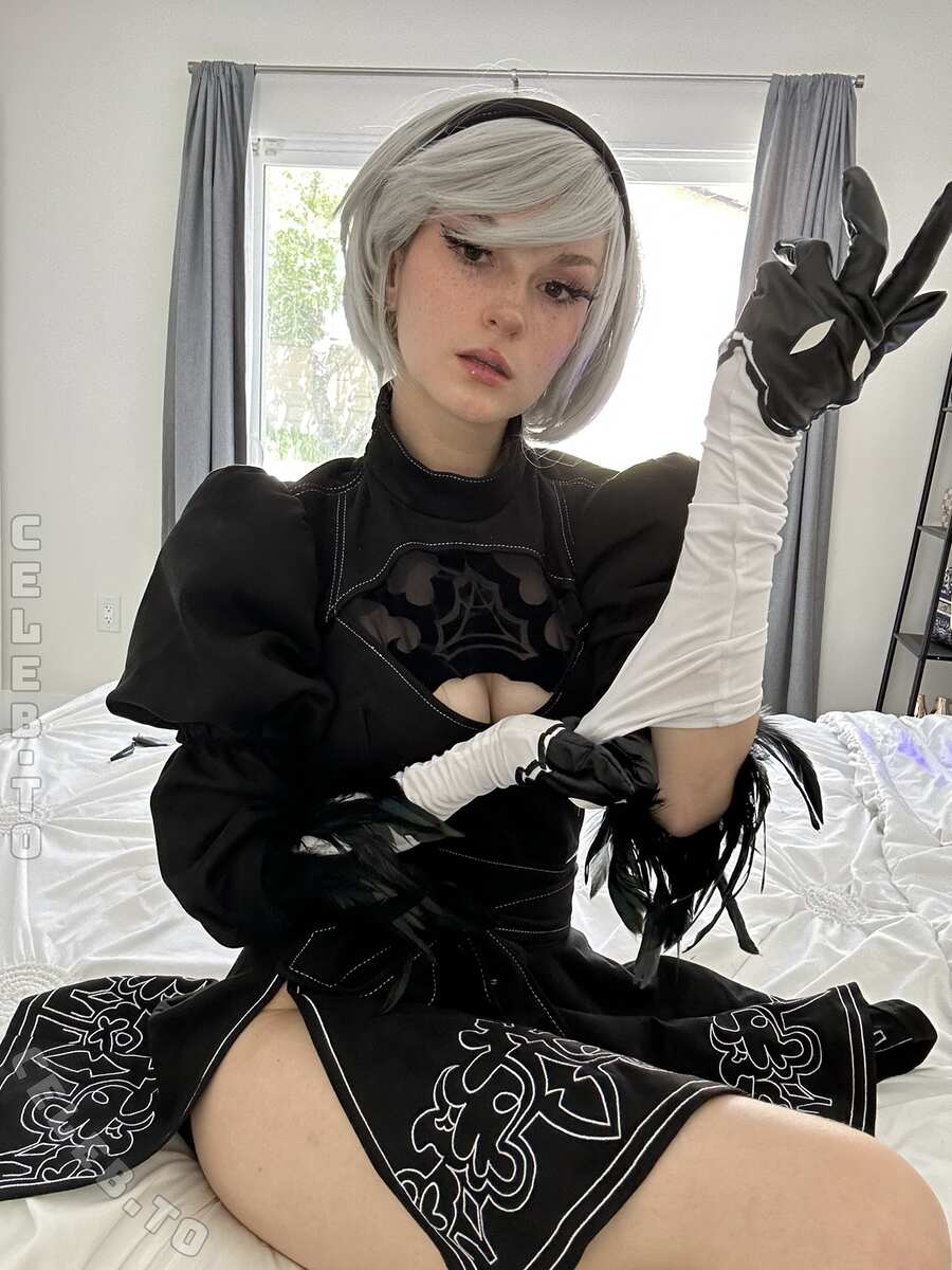 Busy B Asmr nude photo 25