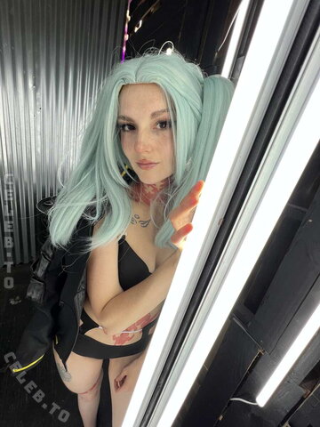 Busy B Asmr nude photo 1075