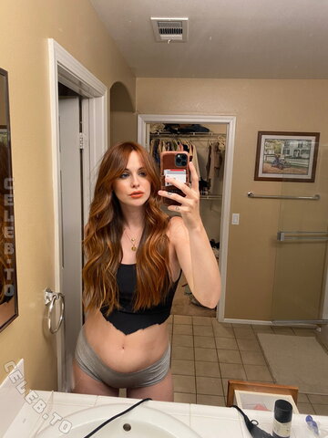 caciakersey nude photo 13