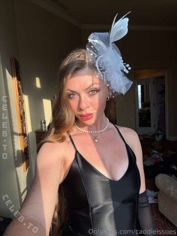 Caddieissues nude photo 18