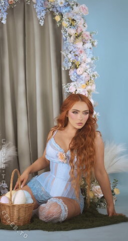 Caitlin Christine nude photo 15