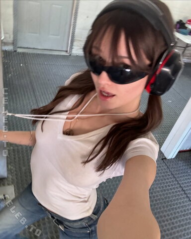 Caitlin Erin O nude photo 6
