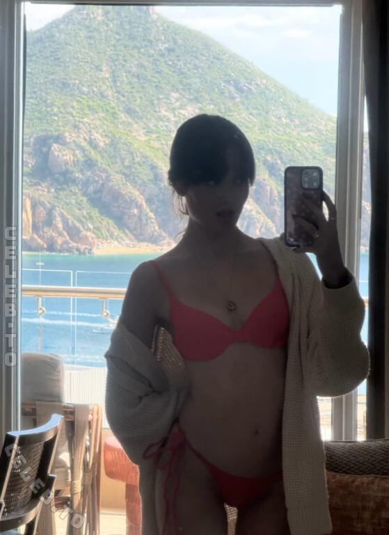 Caitlin Erin O nude photo 5