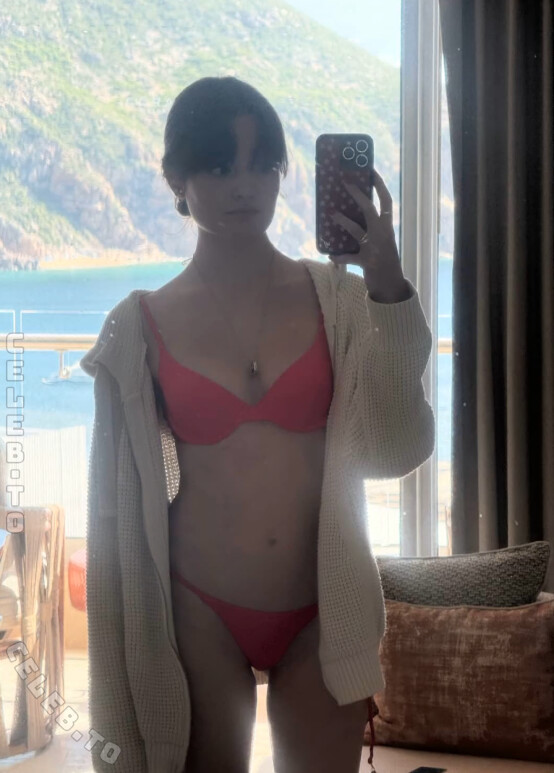 Caitlin Erin O nude photo 6