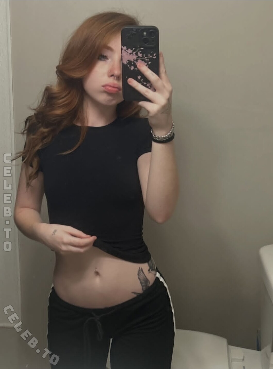Caliloveeee nude photo 2
